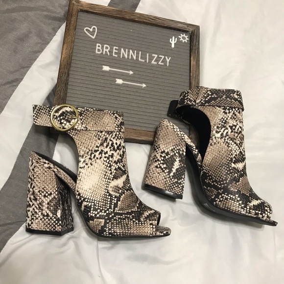 RESTOCKED Snake Print Ankle Booties Cut Out Back - Picture 8 of 8